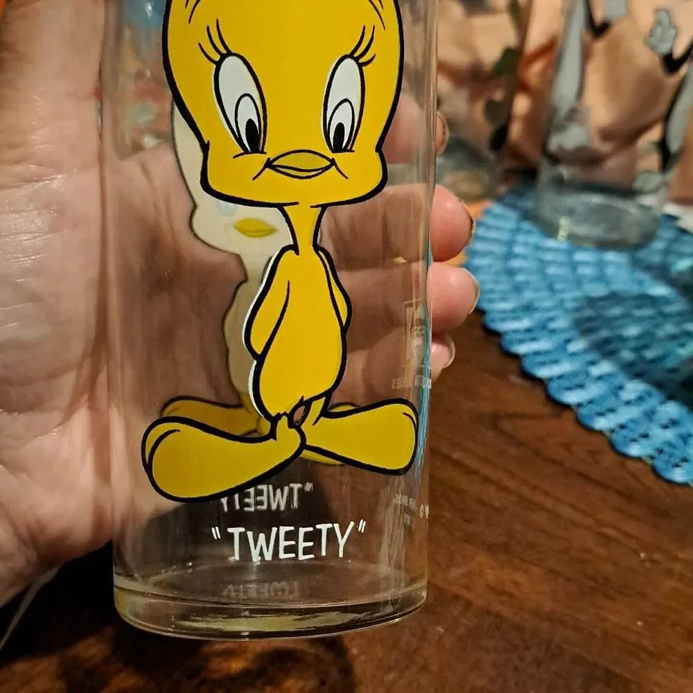 Vintage 1973 Pepsi Looney Tunes Collector Glasses Set of 7 Warner Bros